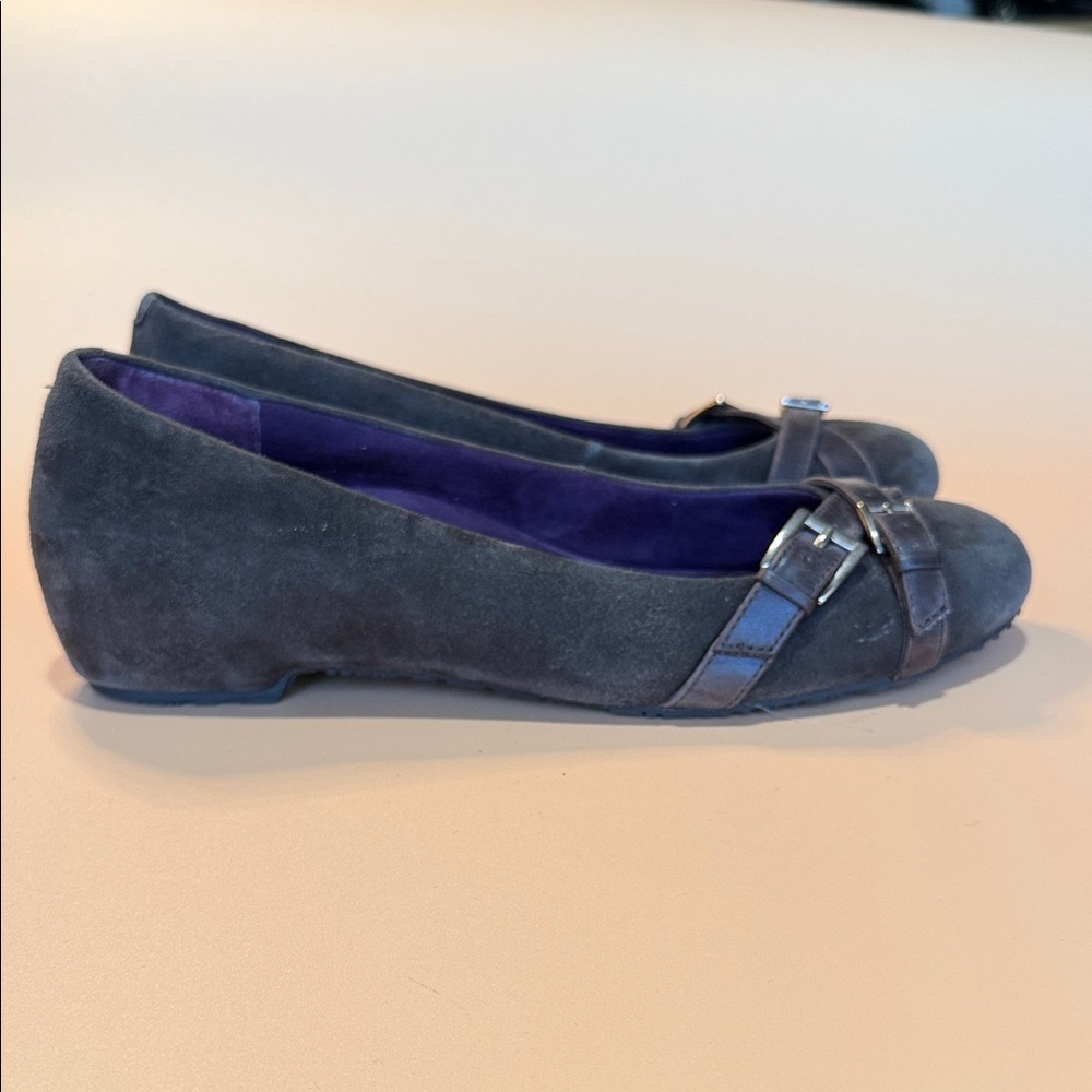orthaheel Black Suede Ballet Flats with Buckle Straps - Picture 2 of 5